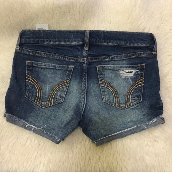 Hollister short pre owned - Picture 2 of 6